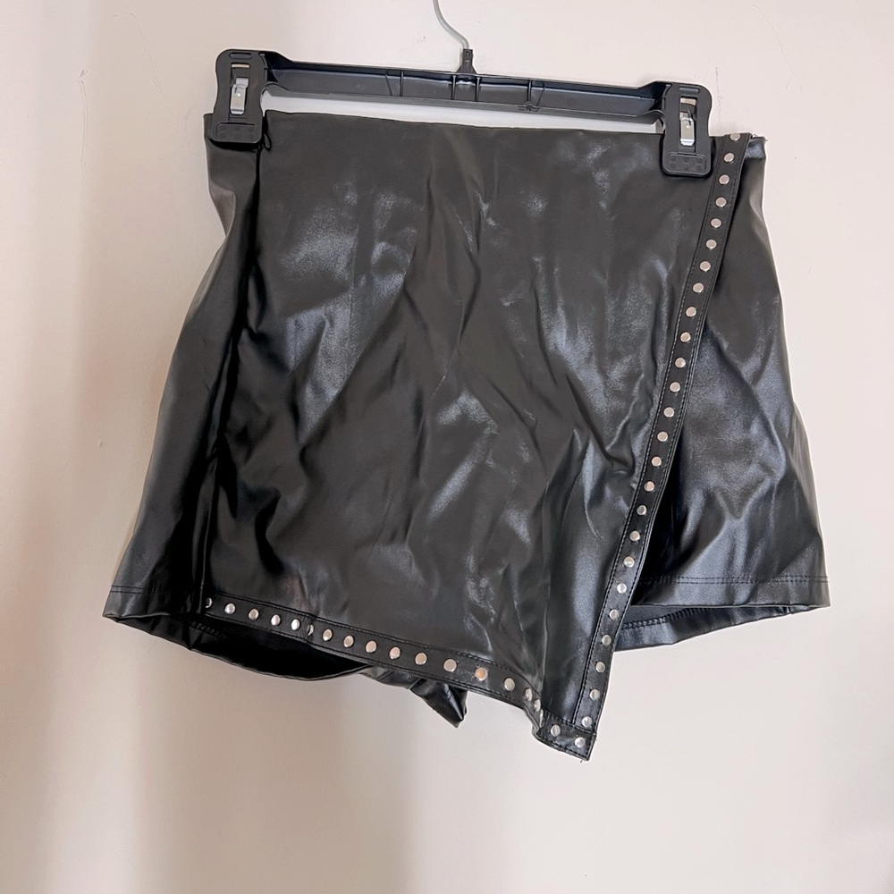 Skort